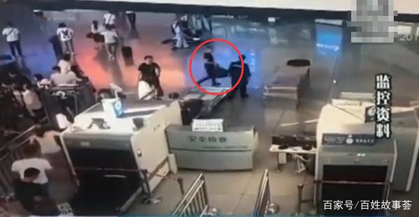 男子過安檢時拔腿就跑，被民警抓獲后一查傻了眼：心虛，跑習慣了